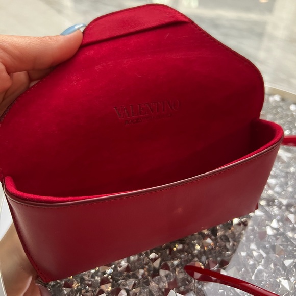 Authentic  ❤️‍🔥Valentino Red Stud 681S Womens Sunglasses - Picture 8 of 16